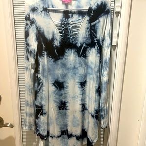 Tie-dye beach cover-up